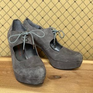 Sacha London Elanor grey suede heel